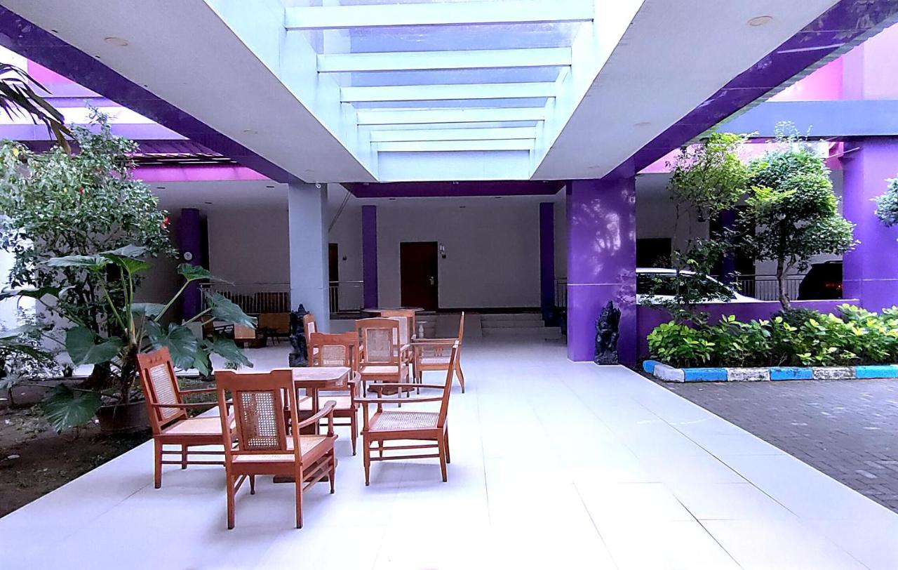 Twin Star Hotell Solo Exteriör bild